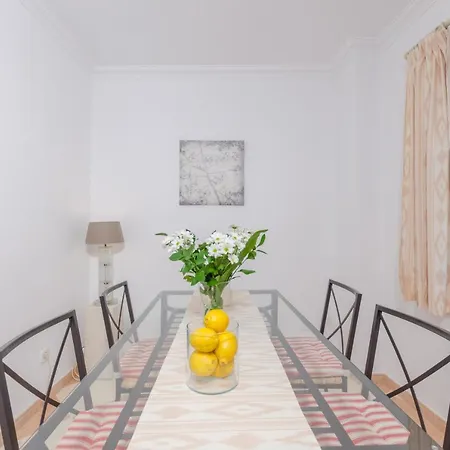 Holiday home Roser -roser De Arta-